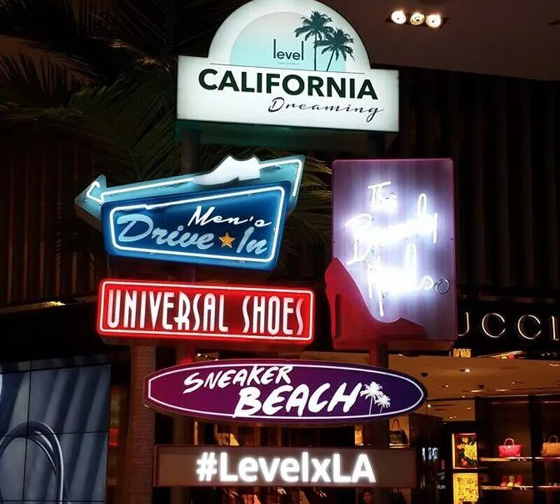 Why Signboard Manufacturers Are Essential for Effective Advertising